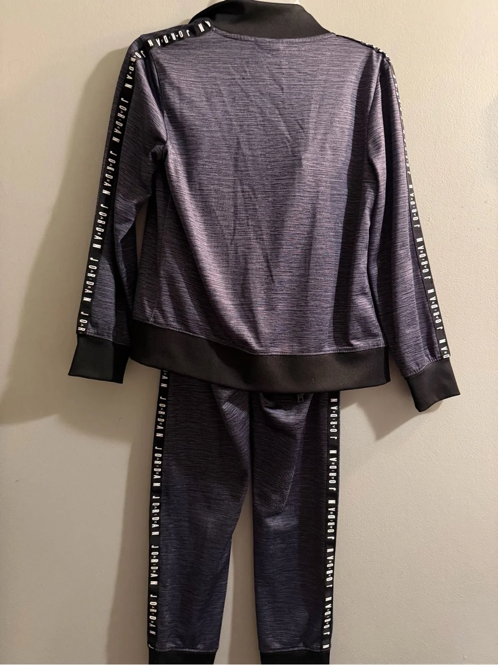 Jordan Heathered Gray & Black Track Jacket and Joggers